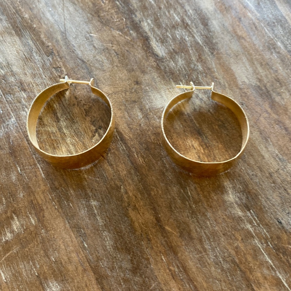 Medium size gold hoop earrings